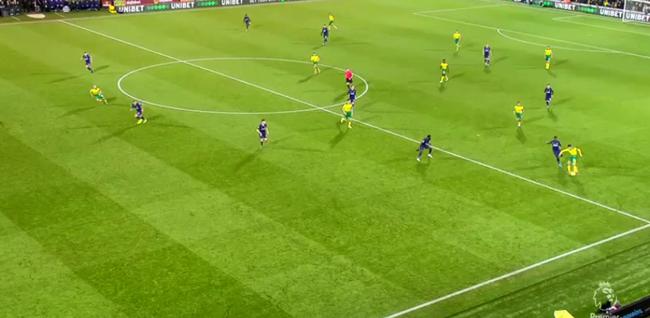  热刺绝平进球引争议，VAR判定越位在先无效  