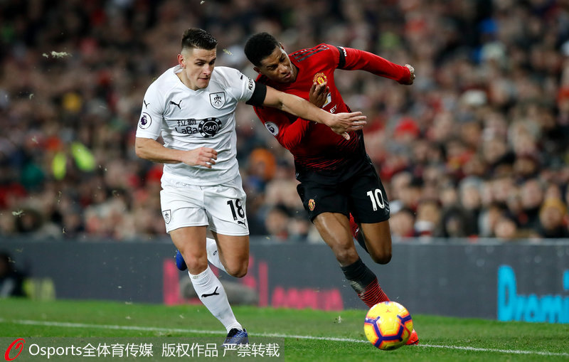  英超-克里斯伍德补时绝平埃弗顿惊险拿分  