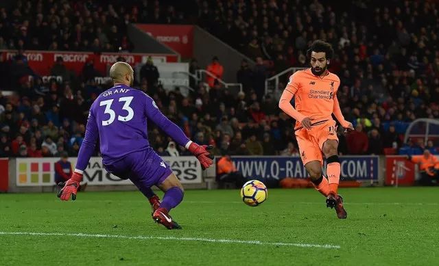  勒沃库森进攻组合默契十足，场均两球领跑射手榜